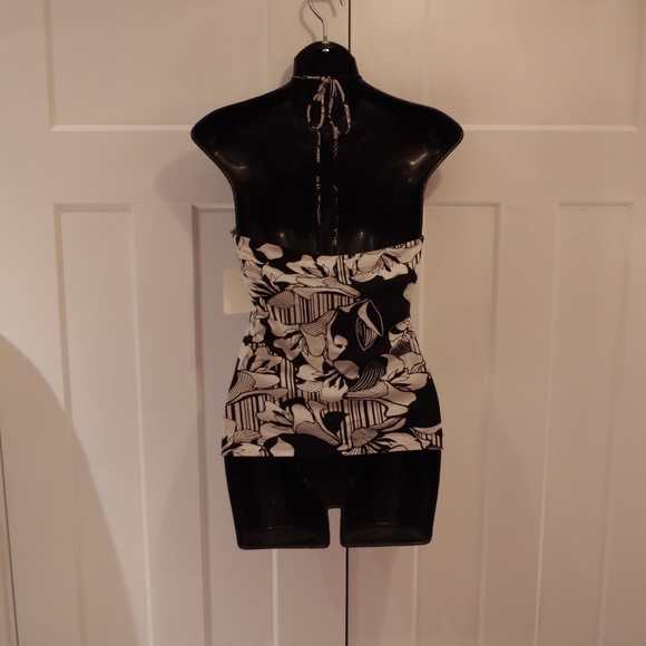 Banana Republic Jersey Halter/Strapless Top- Sz. Sm - Picture 2 of 3